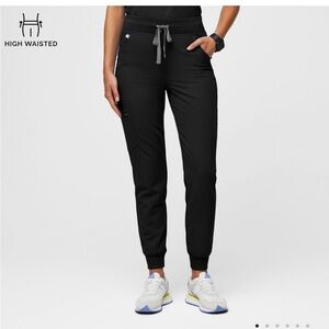 COPY - Women’s Figs high waisted Zamora scrubs- black xs